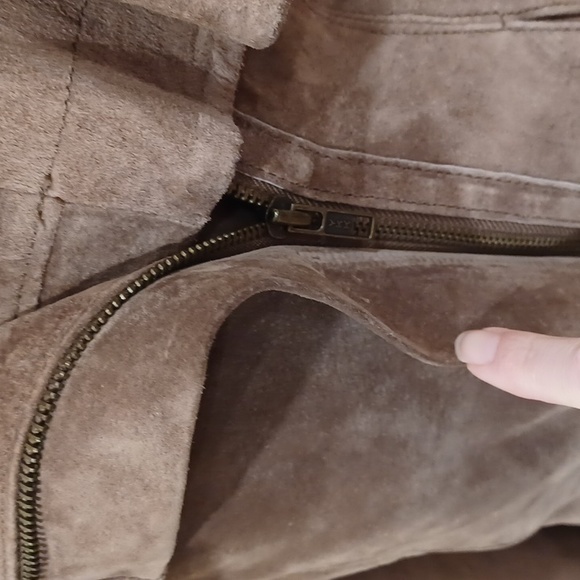 Le Chateau Statement Collar Suede Moto Jacket- Sz. XXS - Picture 4 of 15